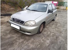 daewoo lanos del año 2002