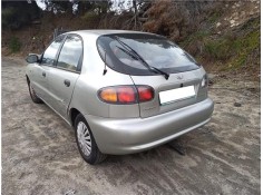daewoo lanos del año 2002