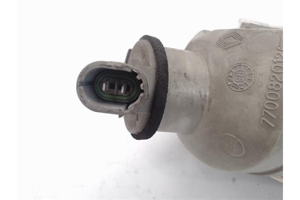Recambio de intermitente delantero izquierdo para renault laguna (b56) referencia OEM IAM 7700820126 67625930 