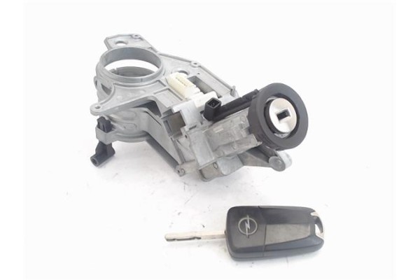 Recambio de llave para opel astra h berlina 1.9 cdti 16v referencia OEM IAM 06915c116a  