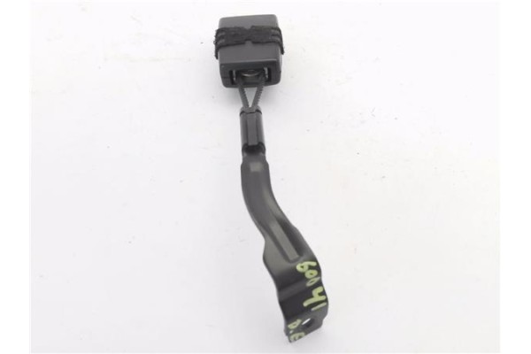 Recambio de anclaje cinturon delantero izquierdo para volkswagen golf v (1k1) 1.9 tdi referencia OEM IAM 1J4858471FCP 1K3857755D