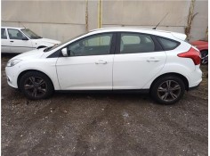 ford focus berlina (cew) del año 2014
