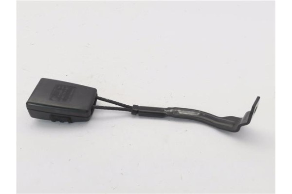 Recambio de anclaje cinturon delantero izquierdo para volkswagen golf v (1k1) 1.9 tdi referencia OEM IAM 1J4858471FCP 1K3857755D