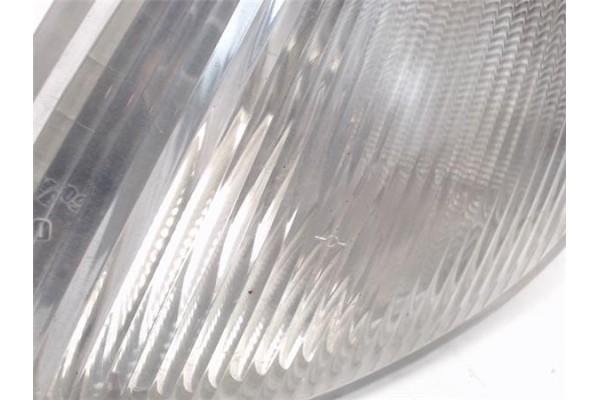 Recambio de intermitente delantero izquierdo para renault laguna (b56) referencia OEM IAM 7700820126 67625930 