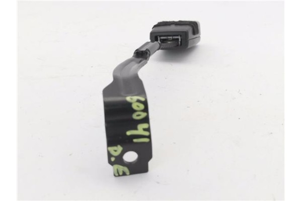 Recambio de anclaje cinturon delantero izquierdo para volkswagen golf v (1k1) 1.9 tdi referencia OEM IAM 1J4858471FCP 1K3857755D