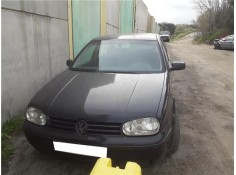 volkswagen golf iv berlina (1j1) del año 2004
