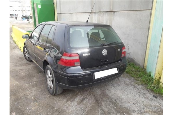 volkswagen golf iv berlina (1j1) del año 2004