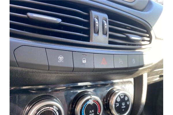 Recambio de interruptor luces emergencia para fiat ii tipo (356) berlina 1.4 opening edition referencia OEM IAM   