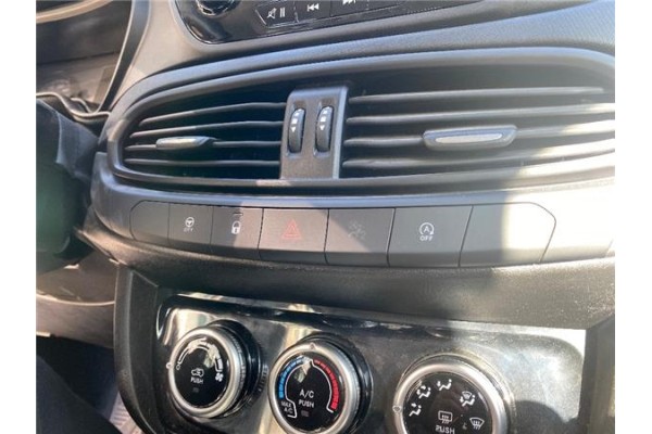 Recambio de interruptor luces emergencia para fiat ii tipo (356) berlina 1.4 opening edition referencia OEM IAM   