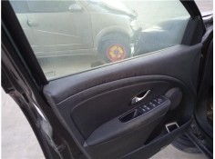 Recambio de puerta delantero izquierda para renault megane iii sport tourer 1.5 dynamique referencia OEM IAM 801016815R 80101688