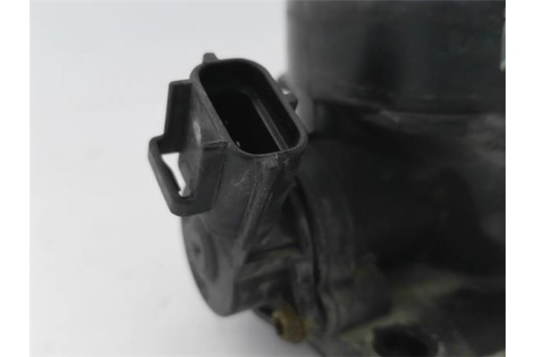 Recambio de caja mariposa aire para ford focus (daw, dbw) 1.6 16v referencia OEM IAM 1072308  
