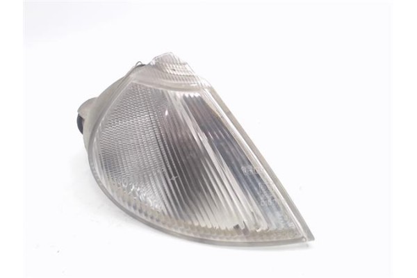 Recambio de intermitente delantero dcho para renault laguna (b56) referencia OEM IAM 7700820127 67625940 