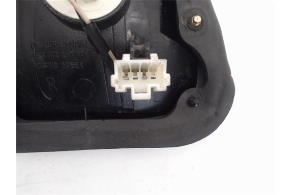 Recambio de piloto porton trasero derecho para daewoo lanos 1.4 sx referencia OEM IAM   
