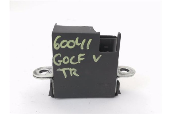 Recambio de cierre electromagnetico porton para volkswagen golf v (1k1) 1.9 tdi referencia OEM IAM 1J6827505B  