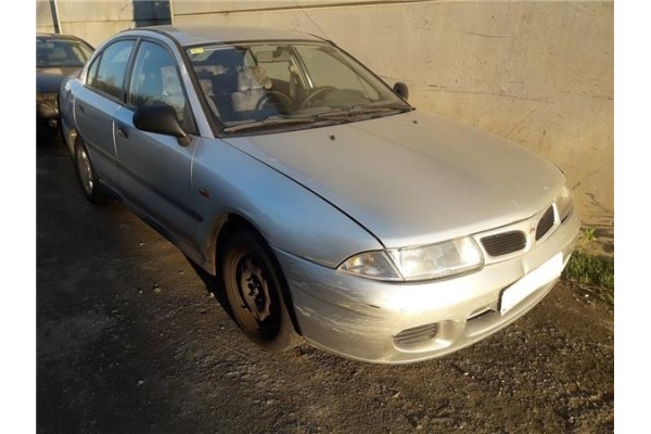 mitsubishi carisma berlina 4 (da0) del año 1999