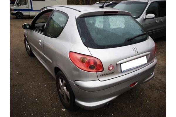 peugeot 206 del año 2004