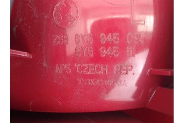 Recambio de piloto trasero izquierdo para skoda fabia (6y2/6y3) 1.4 referencia OEM IAM 6Y6945095  6Y6945095B , SKODA | 6Y6945111