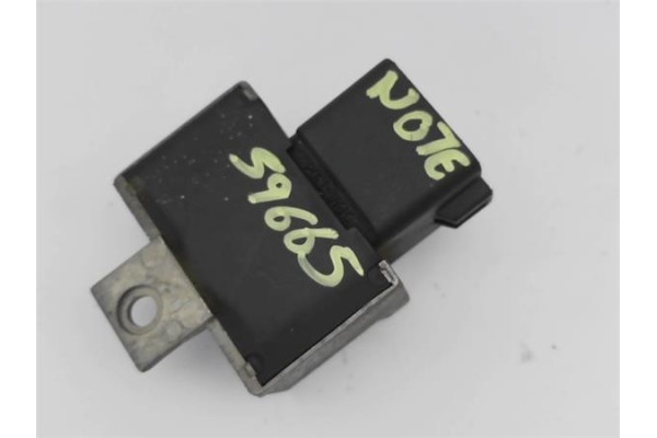 Recambio de caja precalentamiento para nissan note (e11e) 1.5 dci referencia OEM IAM 7700115078  