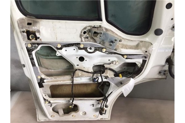 Recambio de puerta delantero izquierda para peugeot boxer furgón (230l) 2.8 hdi referencia OEM IAM 9002 AH  