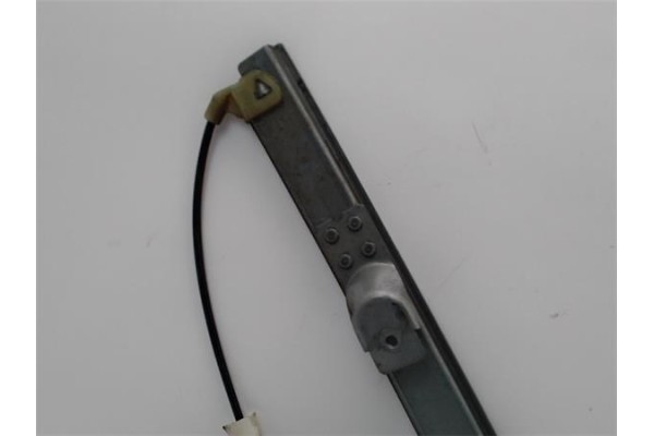Recambio de mecanismo elevalunas trasero izquierdo para nissan primera berlina (p12) referencia OEM IAM   