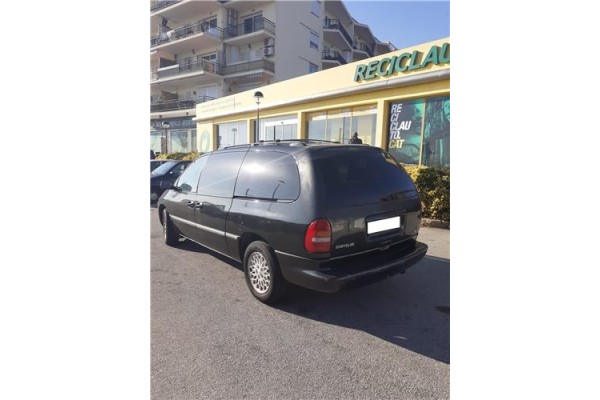 chrysler voyager gs del año 1998