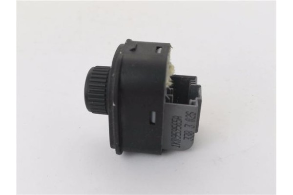 Recambio de mando retrovisor electrico para volkswagen golf v (1k1) 1.9 tdi referencia OEM IAM 3B1959565C01C 1K0959565A 
