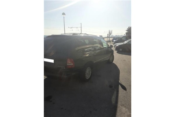 chrysler voyager gs del año 1998