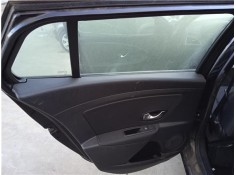 Recambio de puerta trasero izquierda para renault megane iii sport tourer 1.5 dynamique referencia OEM IAM 821012909R 821013577R