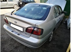 nissan primera berlina (p11) del año 2000