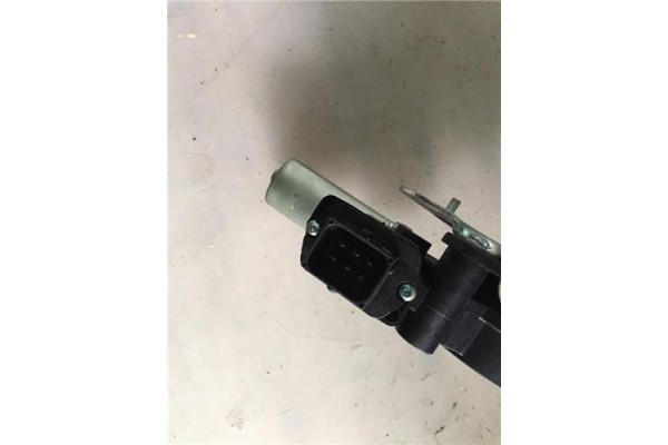 Recambio de mecanismo elevalunas delantero izquierdo para opel corsa d 1.0 catch me referencia OEM IAM 5140103  