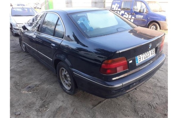 bmw serie 5 berlina (e39) del año 2000