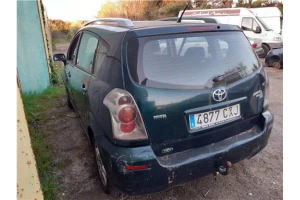 toyota corolla verso (e12) del año 2004