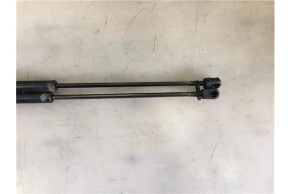 Recambio de amortiguador porton para opel astra f berlina 1.7 tds referencia OEM IAM 90341282  