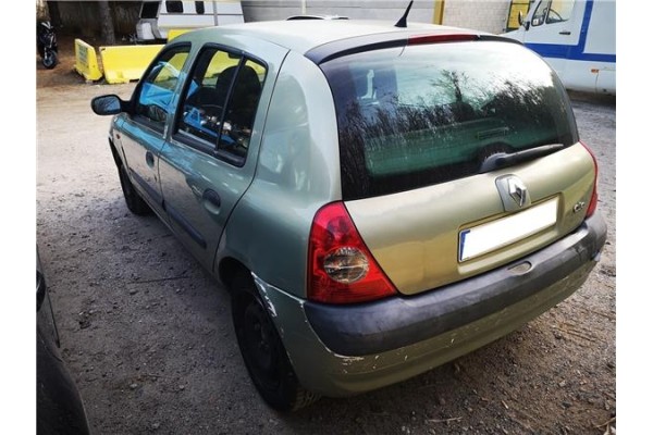 renault clio iii del año 2002