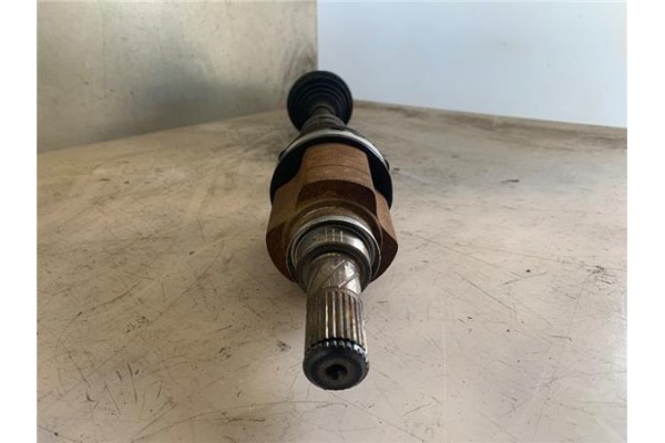 Recambio de palier delantero izquierdo para nissan nv200 /evalia (m20/m) 1.5 nv200 furgón comfort referencia OEM IAM 39101JX00A 