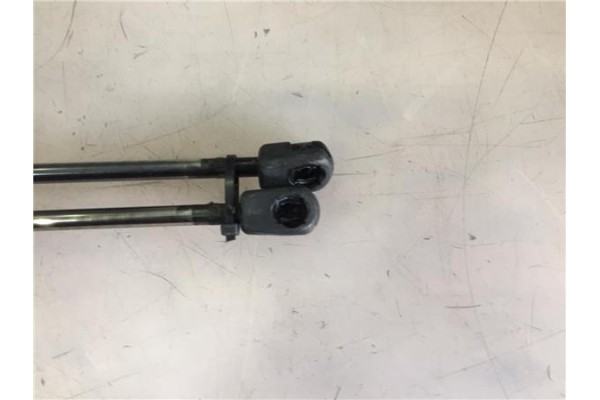 Recambio de amortiguador porton para opel astra f berlina 1.7 tds referencia OEM IAM 90341282  