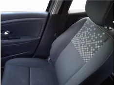 Recambio de asiento delantero derecho para renault megane iii sport tourer 1.5 dynamique referencia OEM IAM 876113591R 873110007