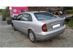 citroen c5 berlina del año 2003