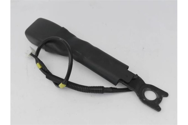Recambio de anclaje cinturon delantero izquierdo para toyota aygo (kgb/wnb) 1.0 básico referencia OEM IAM 732300H021B2  