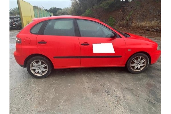 seat ibiza (6l1) del año 2002