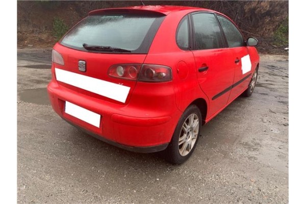 seat ibiza (6l1) del año 2002