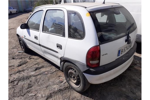 opel corsa b del año 1999