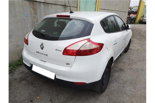 renault megane iii berlina 5p del año 2010