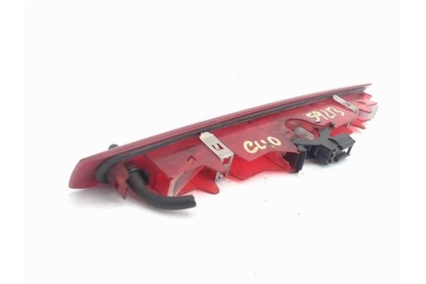 Recambio de luz central de freno para renault clio iii 1.5 dci referencia OEM IAM 8200245578  