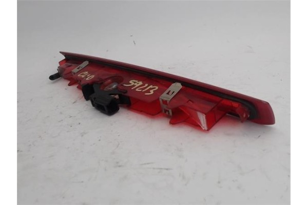 Recambio de luz central de freno para renault clio iii 1.5 dci referencia OEM IAM 8200245578  