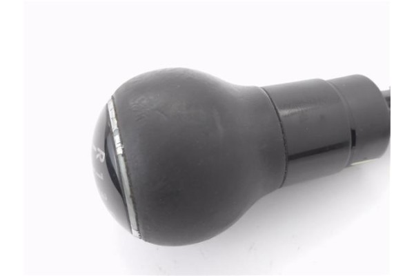 Recambio de pomo palanca cambio para volkswagen golf v (1k1) 1.9 tdi referencia OEM IAM 1J0711113CFEU  