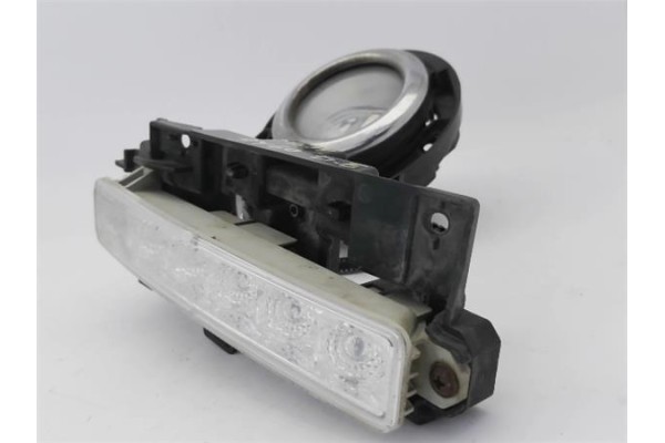 Recambio de faro antiniebla izquierdo para toyota aygo (kgb/wnb) 1.0 básico referencia OEM IAM 812200D042  