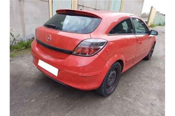 opel astra h gtc del año 2004
