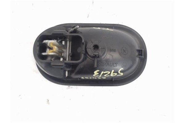 Recambio de manilla int. puerta trasero derecha para renault clio iii 1.5 dci referencia OEM IAM 310580  