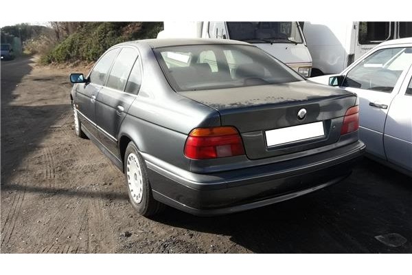 bmw serie 5 berlina (e39) del año 1996